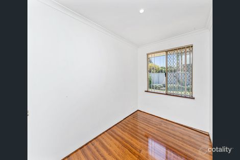 Property photo of 19 Cuthbertson Drive Cooloongup WA 6168