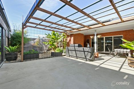 Property photo of 11 Seagreen Close Eagle Point VIC 3878