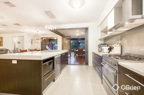 Property photo of 1 Wood Duck Court Langwarrin VIC 3910