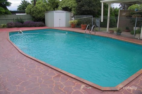 Property photo of 19 Cuthbert Circuit Wanniassa ACT 2903