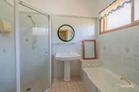 Property photo of 22 Mengarvie Road Parkes NSW 2870