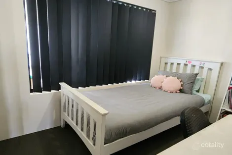 Property photo of 3 Glenfin Street Utakarra WA 6530