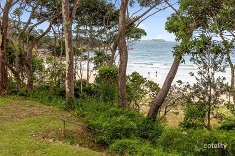 Property photo of 4 Graydon Avenue Denhams Beach NSW 2536
