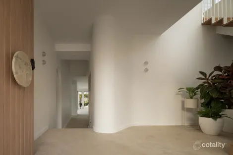 Property photo of 9 Belmont Crescent Paddington QLD 4064