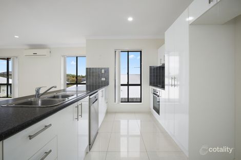 Property photo of 45 Hanover Drive Pimpama QLD 4209