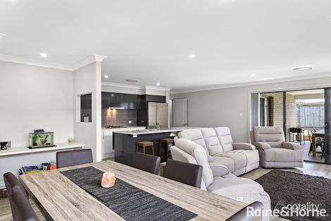 Property photo of 48 Watervale Circuit Chisholm NSW 2322