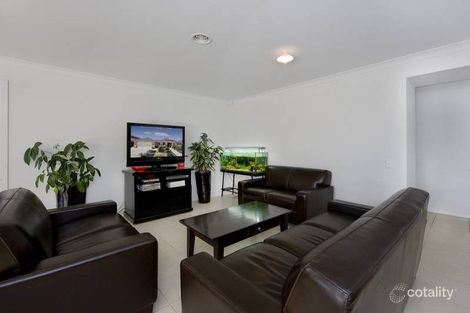 Property photo of 11 Innisfail Drive Point Cook VIC 3030