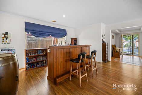 Property photo of 6 Wavertree Avenue Caroline Springs VIC 3023