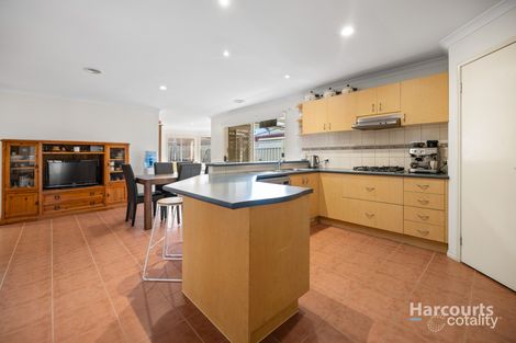 Property photo of 6 Wavertree Avenue Caroline Springs VIC 3023