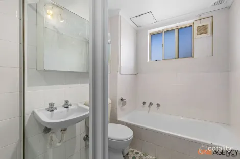 Property photo of 17/24-26 Kiora Road Miranda NSW 2228
