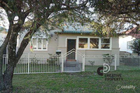 Property photo of 10 Roxburgh Street Stockton NSW 2295