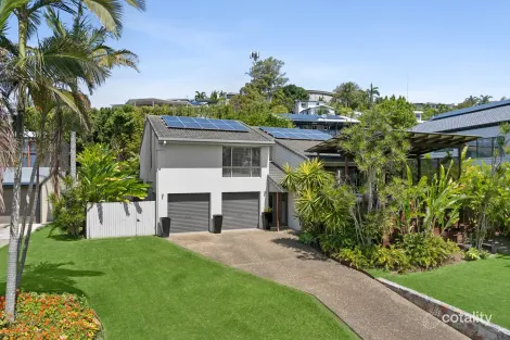 4 TARNKUN ST, ALEXANDRA HEADLAND, QLD 4572