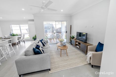 Property photo of 56 Cook Street Oxley QLD 4075