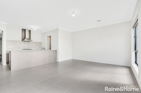 33 Klandy Dr, Kalkallo, VIC 3064