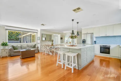 Property photo of 14 Kelly Close Baulkham Hills NSW 2153