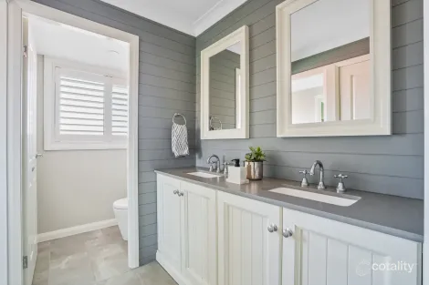 Property photo of 14 Kelly Close Baulkham Hills NSW 2153