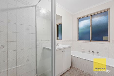 Property photo of 17 Jenolan Avenue Grovedale VIC 3216