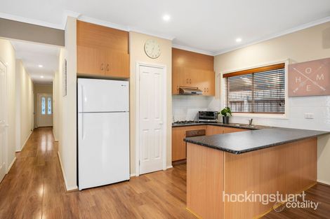 Property photo of 7 Point Pleasant Way South Morang VIC 3752