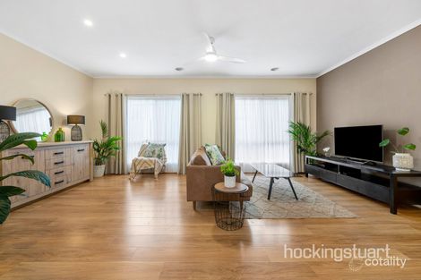 Property photo of 7 Point Pleasant Way South Morang VIC 3752