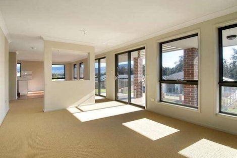 Property photo of 61 Rondanella Drive Kanahooka NSW 2530
