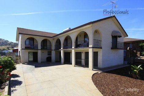 Property photo of 12 Maxwell Drive Wodonga VIC 3690