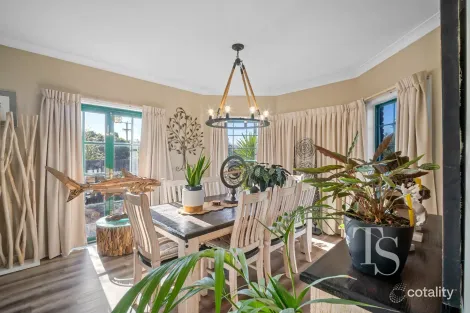 Property photo of 327 Low Head Road Low Head TAS 7253