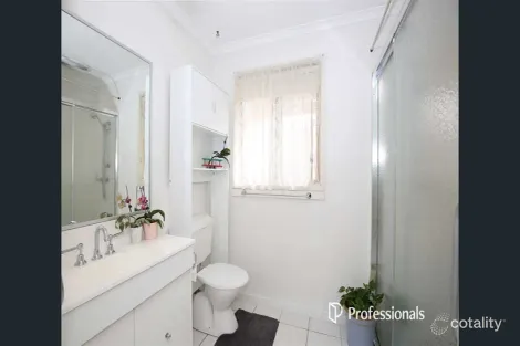 Property photo of 44 Glenelg Drive Clayton South VIC 3169