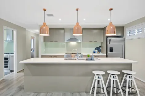 Property photo of 33 Towerhill Avenue Doreen VIC 3754