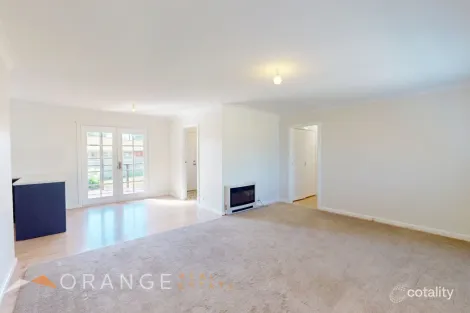 Property photo of 7 Morobe Place Orange NSW 2800