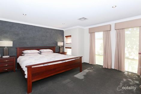 Property photo of 9 Saligna Bend Wattle Grove WA 6107