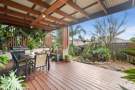 Property photo of 11 Sewell Way Doreen VIC 3754