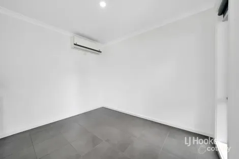 Property photo of 8 Mingay Close Truganina VIC 3029