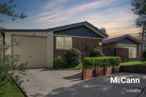 Property photo of 52 Holden Crescent Wanniassa ACT 2903