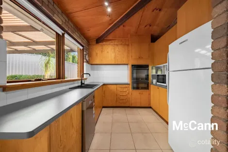 Property photo of 52 Holden Crescent Wanniassa ACT 2903