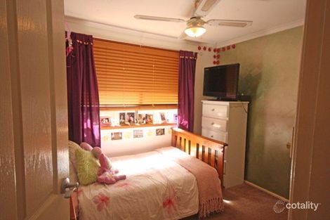 Property photo of 7 Charmian Place Rosemeadow NSW 2560