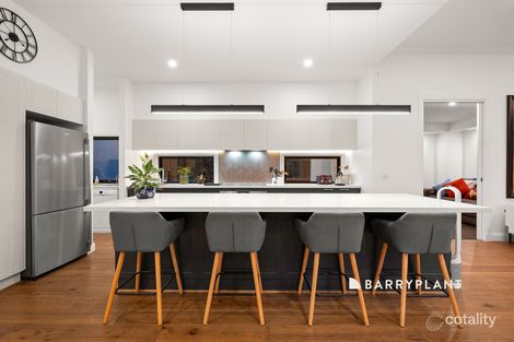Property photo of 11 Cowdray Crescent Officer VIC 3809