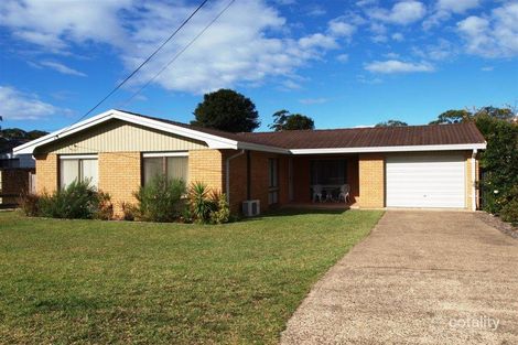 18 Shackleton St, Shoalhaven Heads, NSW 2535