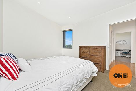Property photo of 202B/2 Rowe Drive Potts Hill NSW 2143