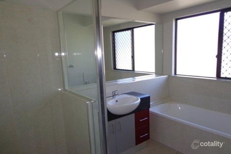 Property photo of 10 Conway Close Bentley Park QLD 4869