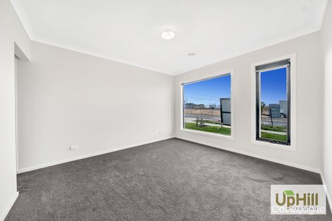 Property photo of 23 Paragon Drive Clyde North VIC 3978