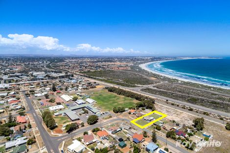 Property photo of 42 Maley Way Beachlands WA 6530