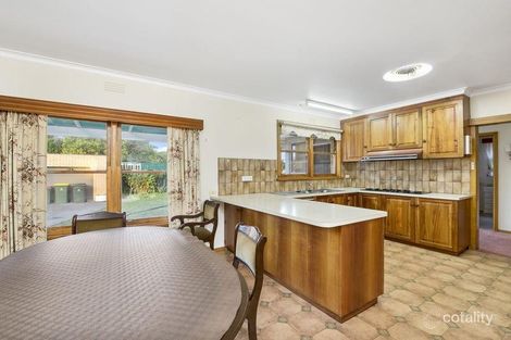 Property photo of 14 Airdrie Street Colac VIC 3250
