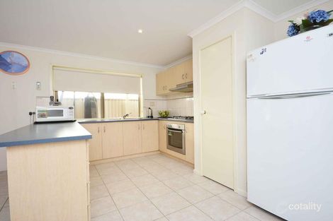 Property photo of 24 Foxglove Lane Craigieburn VIC 3064