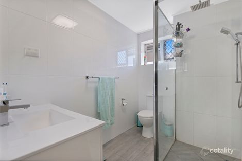 Property photo of 1/164 Flower Street Northgate QLD 4013