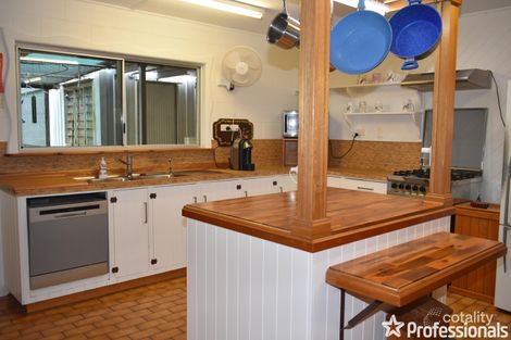 Property photo of 6 Pyms Court Hampden QLD 4741