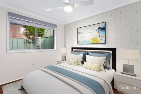 Property photo of 2/34 Robert Street Penrith NSW 2750