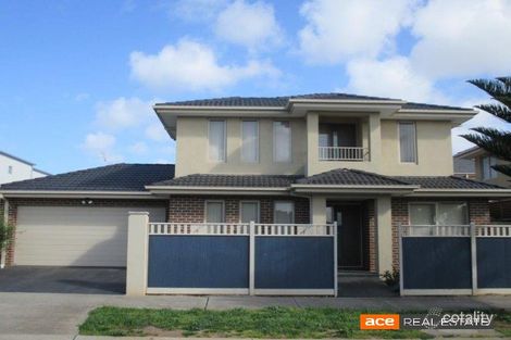 Property photo of 30 La Rochelle Boulevard Point Cook VIC 3030