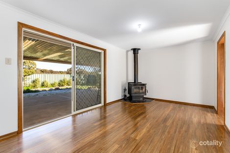 Property photo of 2 Tennant Court Williamstown SA 5351