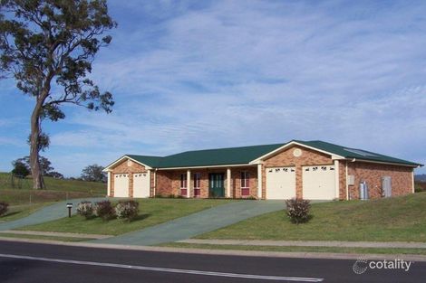 10 Glen Mia Dr, Bega, NSW 2550