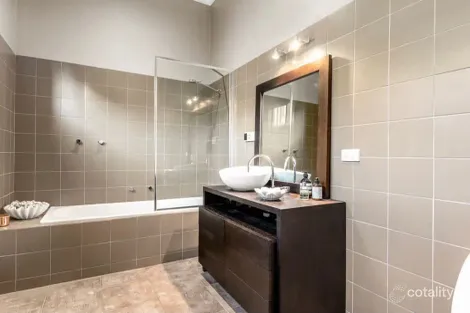 Property photo of 160 Bambra Road Caulfield VIC 3162